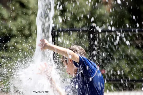 Adlena Park splash pad water play — Fullerton, CA