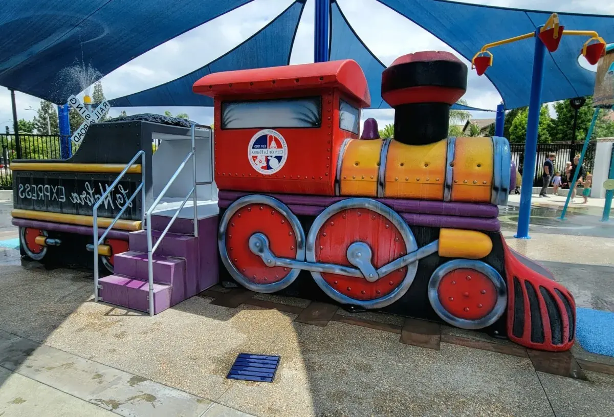 Brio Park train-themed splash pad — La Habra, CA