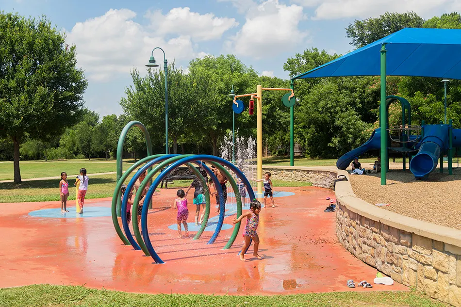 California Lane Park splash pad and pavilion — Arlington, TX