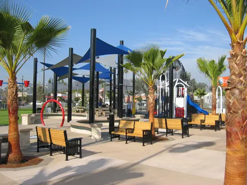 Cerritos Park Splash Pad — Glendale, CA
