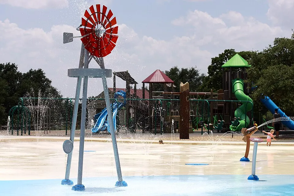 Garey Park splash pad and playground — Georgetown, TX