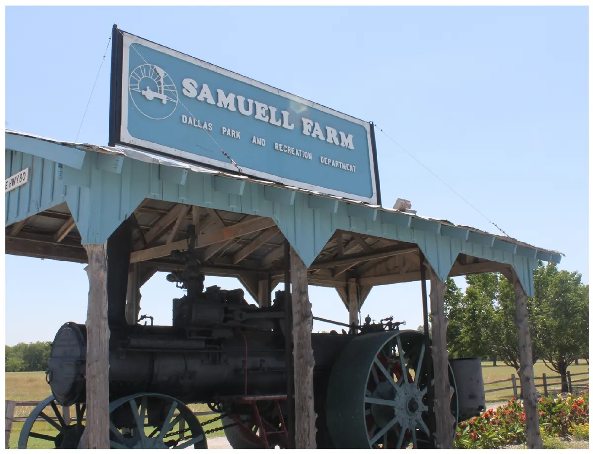 Samuell Farm Park with iconic red barn — Mesquite, TX