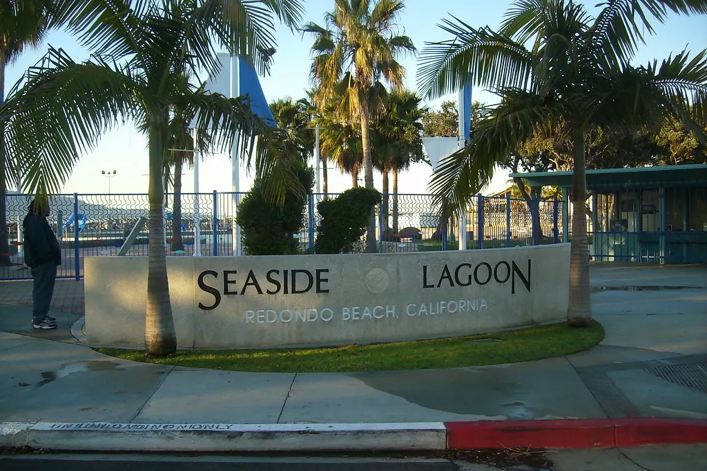 Seaside Lagoon saltwater swimming facility - Redondo Beach, CA (Photo: Tamara Evans / CC BY-NC-SA 2.0)