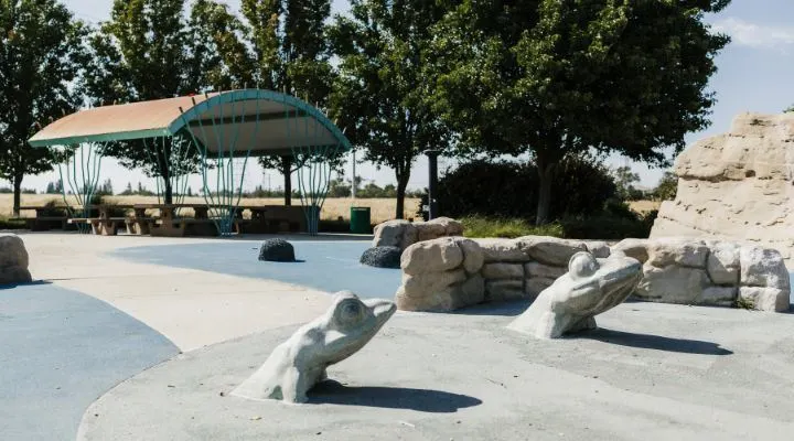 Wright Park frog-themed splash pad — Elk Grove, CA